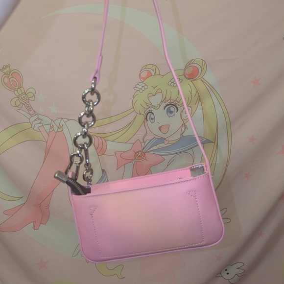 Juicy Couture UK exclusive bag - Picture 2 of 3